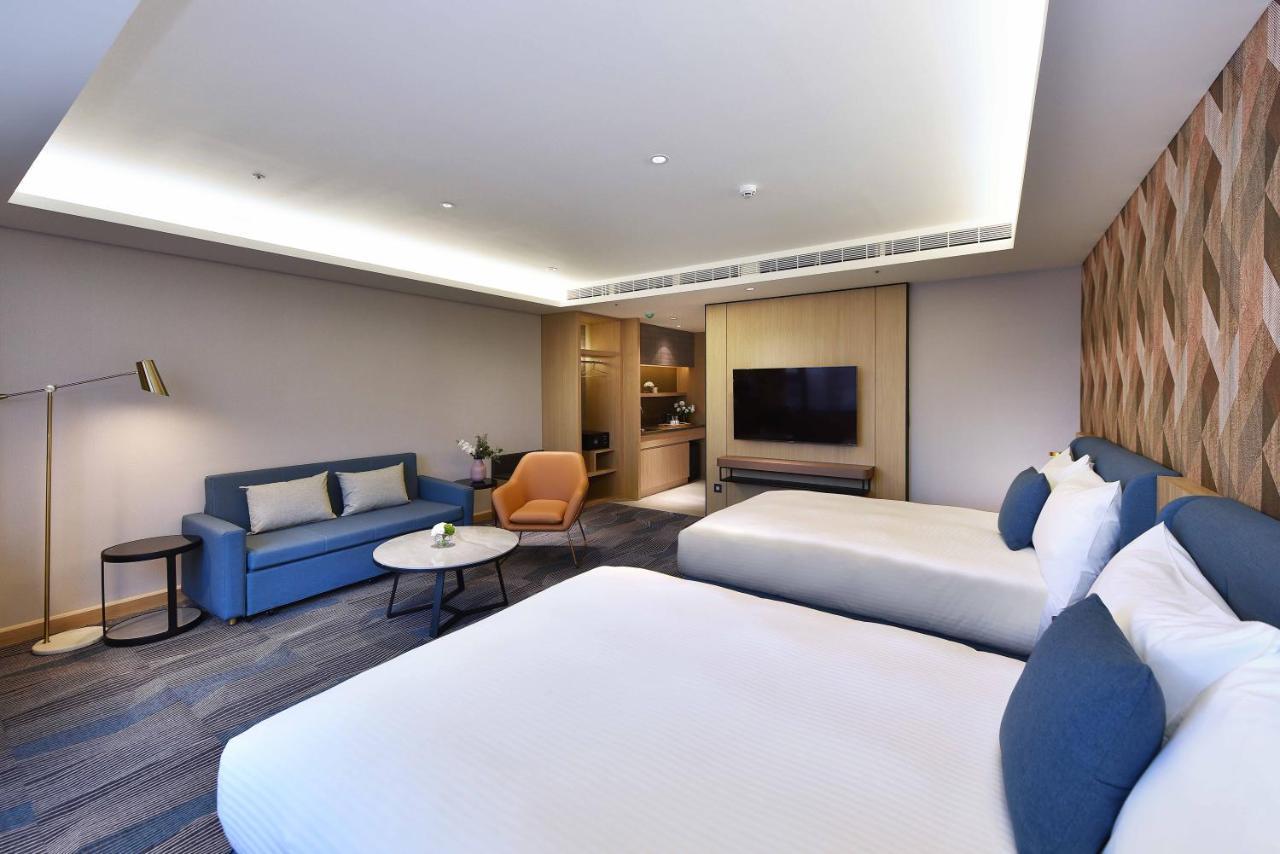 Fullon Poshtel - Kaohsiung Hotel Buitenkant foto