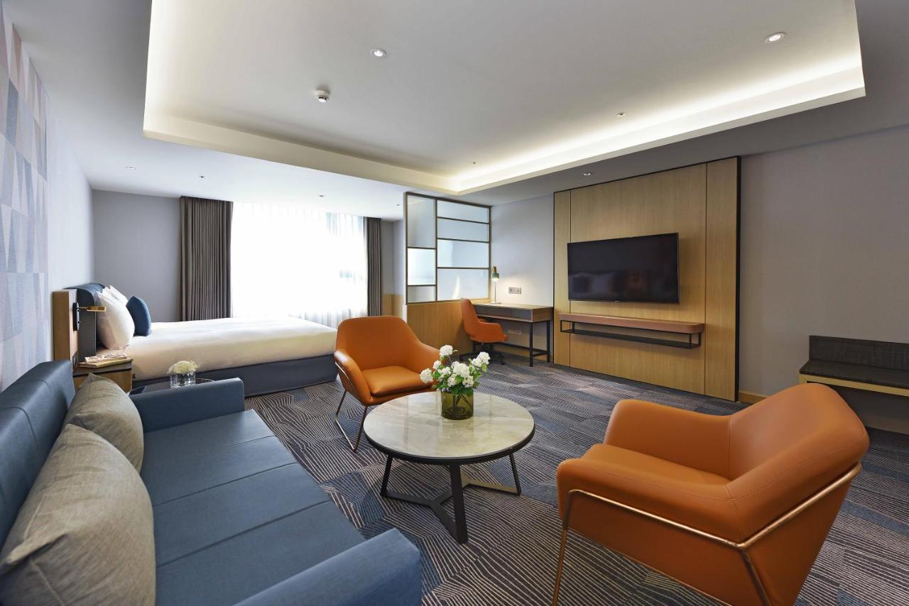 Fullon Poshtel - Kaohsiung Hotel Buitenkant foto