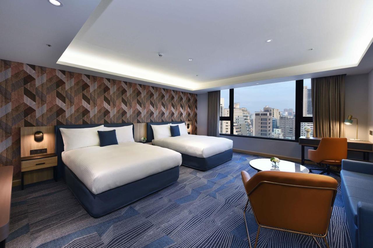 Fullon Poshtel - Kaohsiung Hotel Buitenkant foto