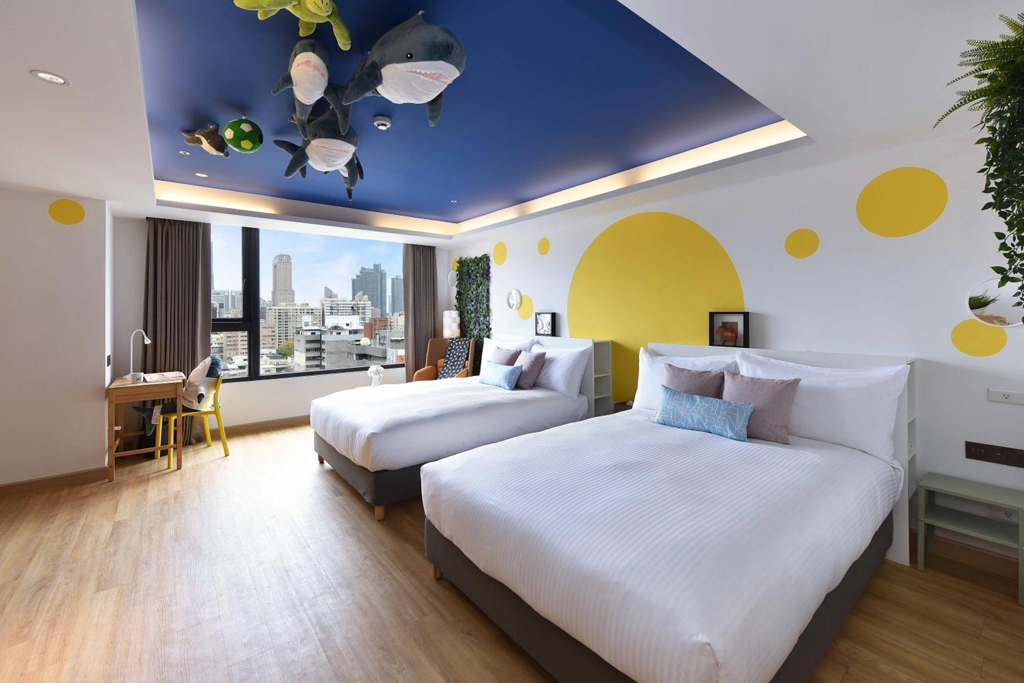 Fullon Poshtel - Kaohsiung Hotel Buitenkant foto