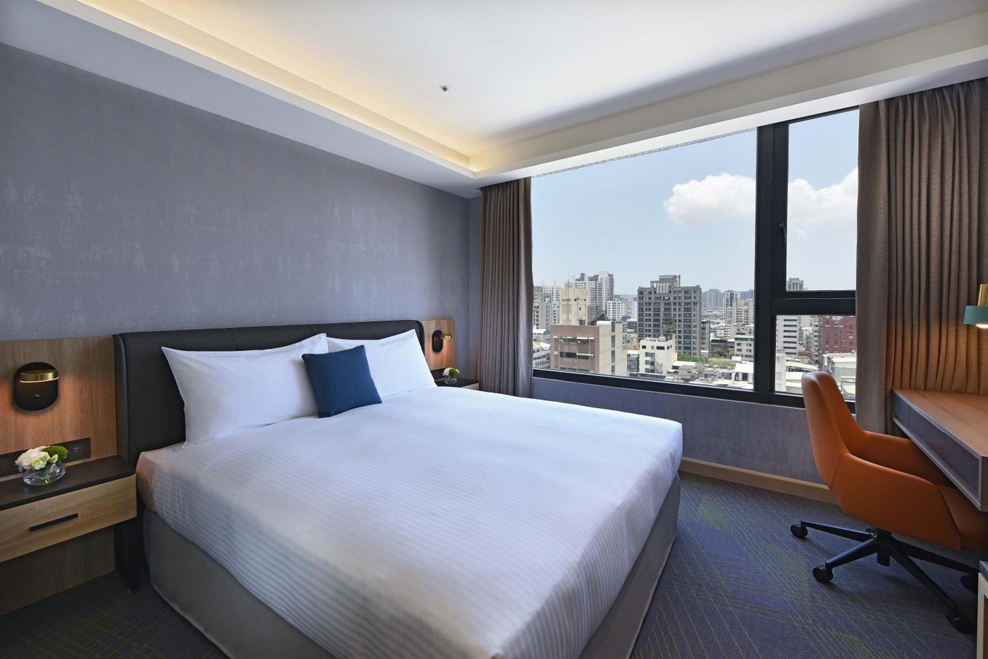 Fullon Poshtel - Kaohsiung Hotel Buitenkant foto